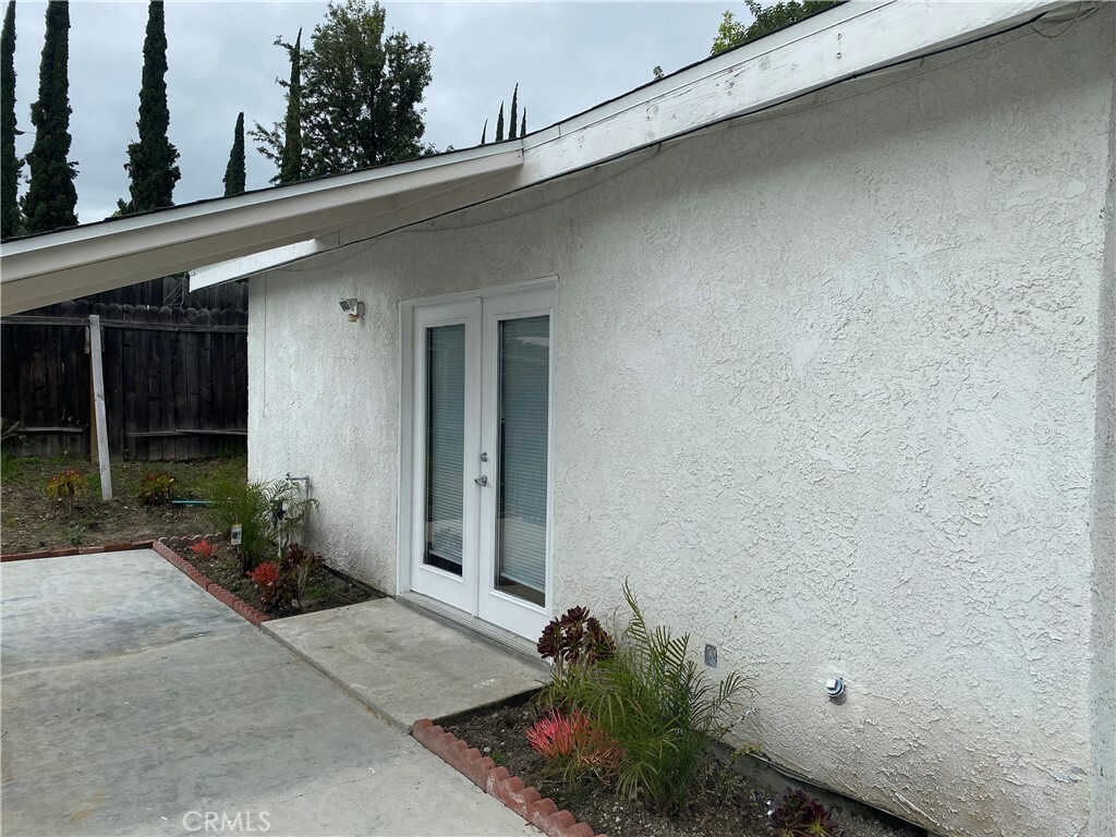 23513 Balmoral Ln  West Hills CA 91307 photo