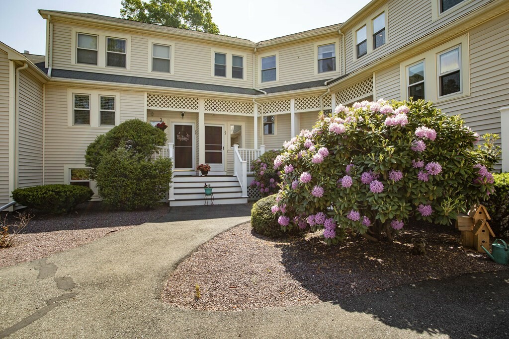 Property Photo:  28 Lamplighter Lane 28  MA 02375 