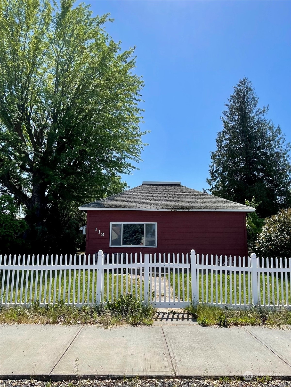 Property Photo: 113 W Main Street WA 99115