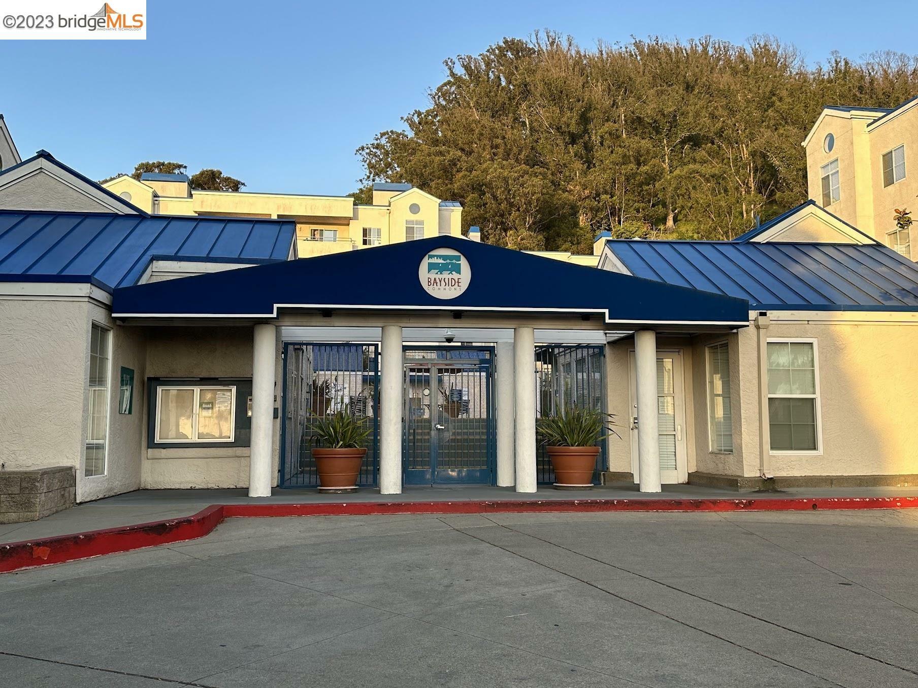 Property Photo: 535 Pierce St 3305 CA 94706