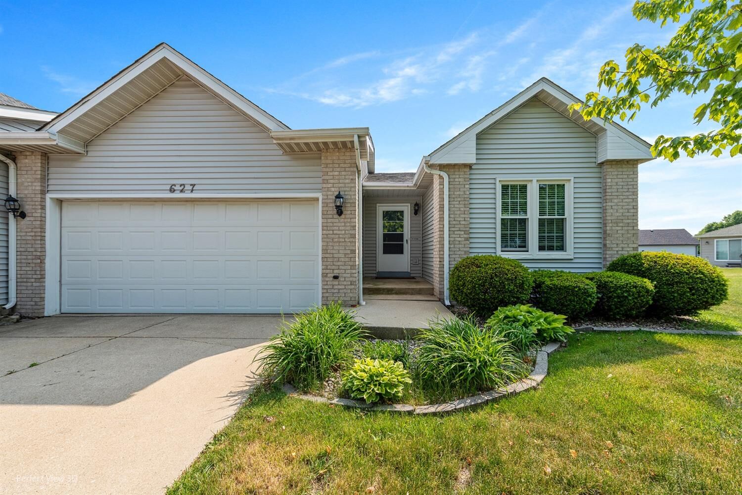 Property Photo:  627 W 89th Place  IN 46410 