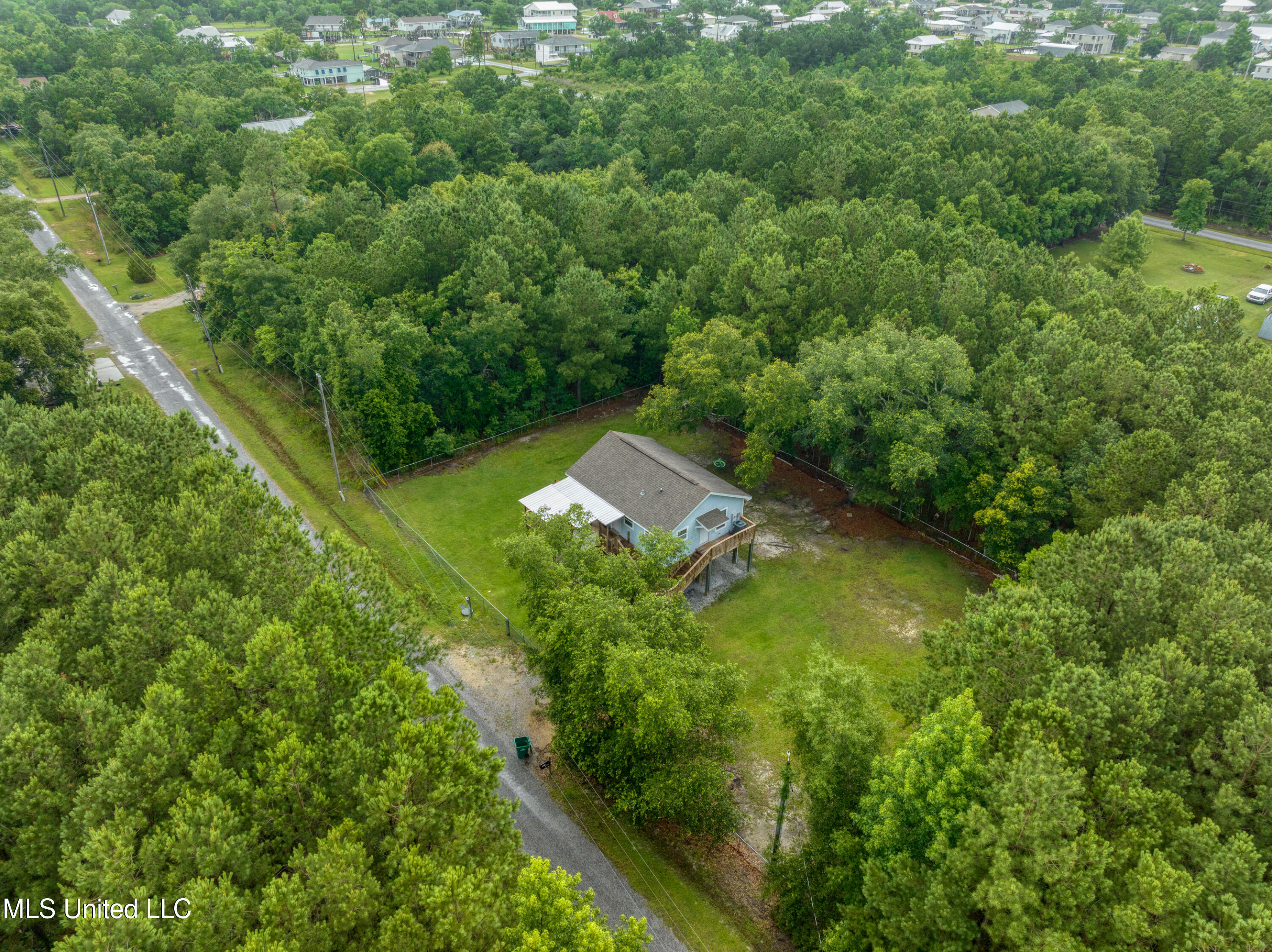315 Clara Street  Bay Saint Louis MS 39520 photo