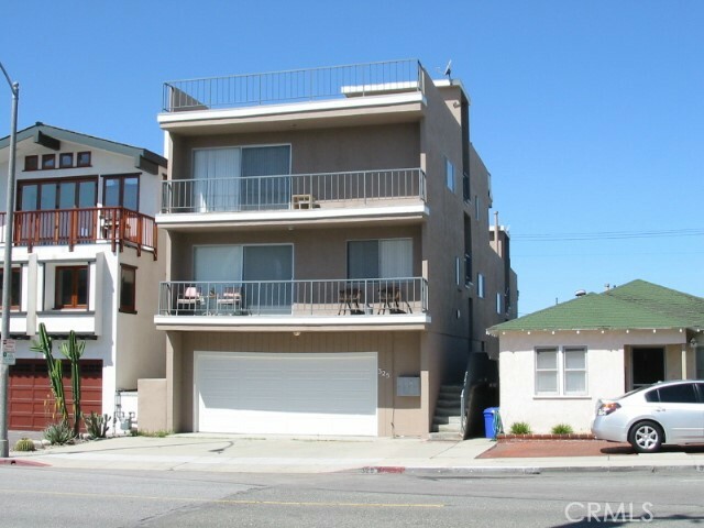 Property Photo:  323 Monterey Boulevard  CA 90254 