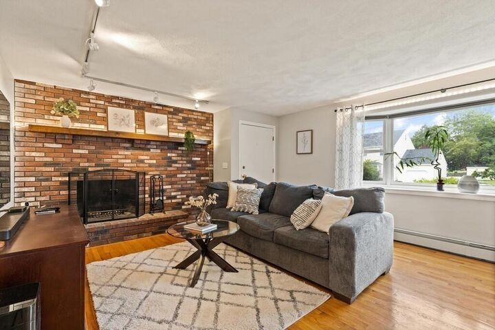 Property Photo:  36 Brewster Street 36  MA 01845 