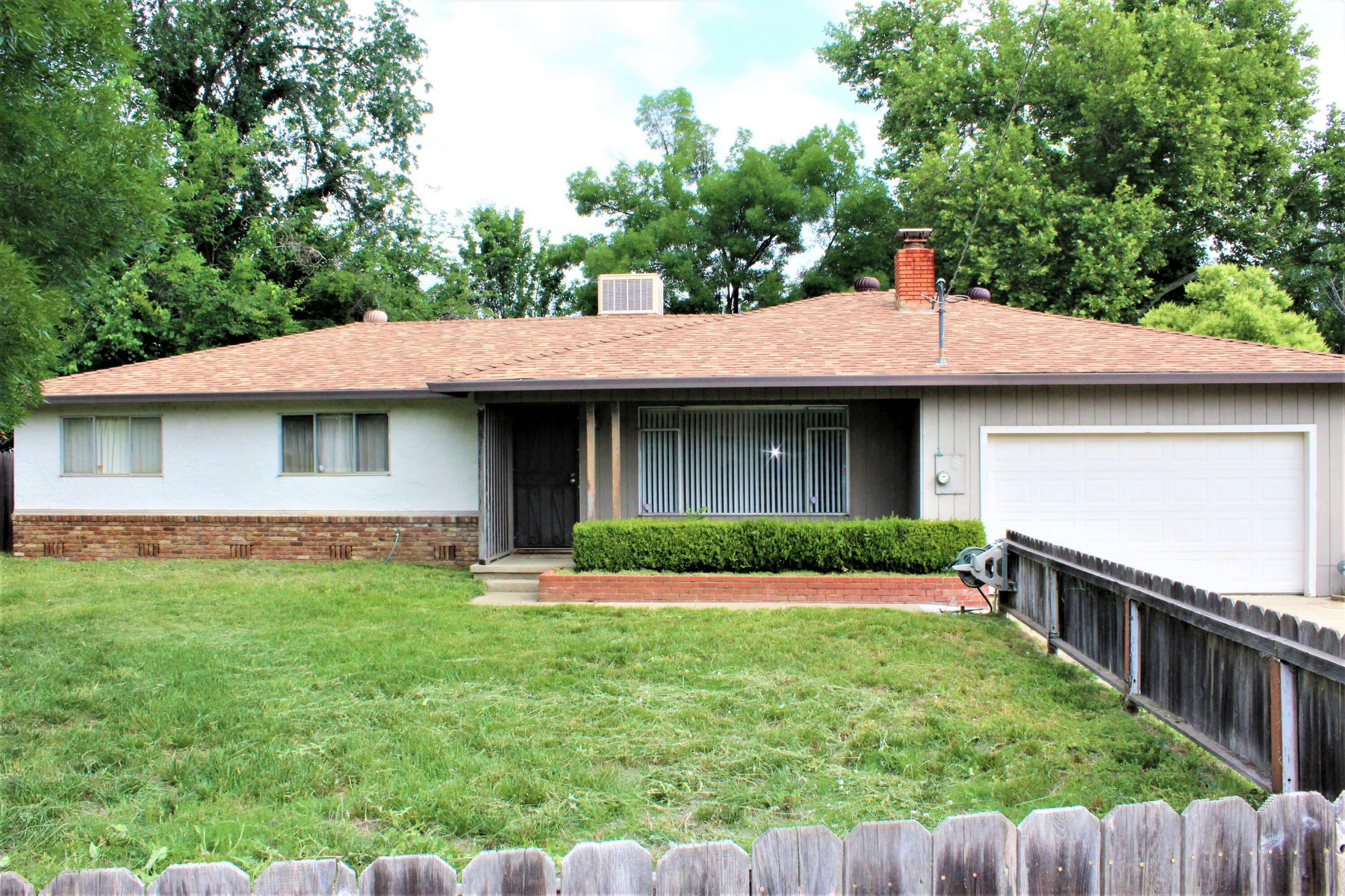 2754 N Bonnyview Road  Redding CA 96001 photo