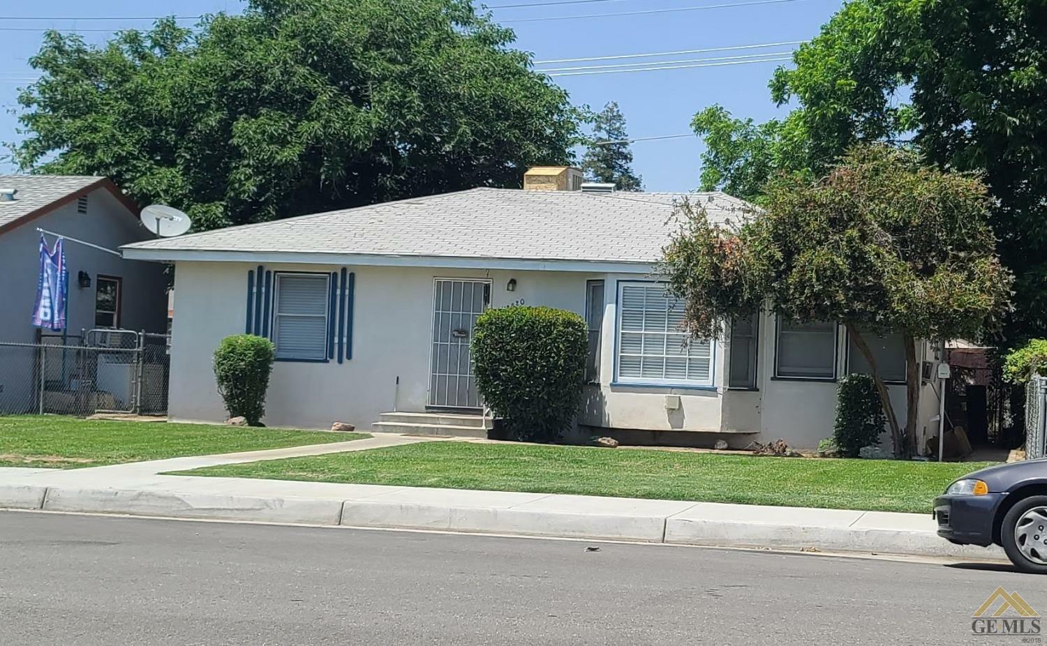 Property Photo:  2820 16th Street  CA 93301 