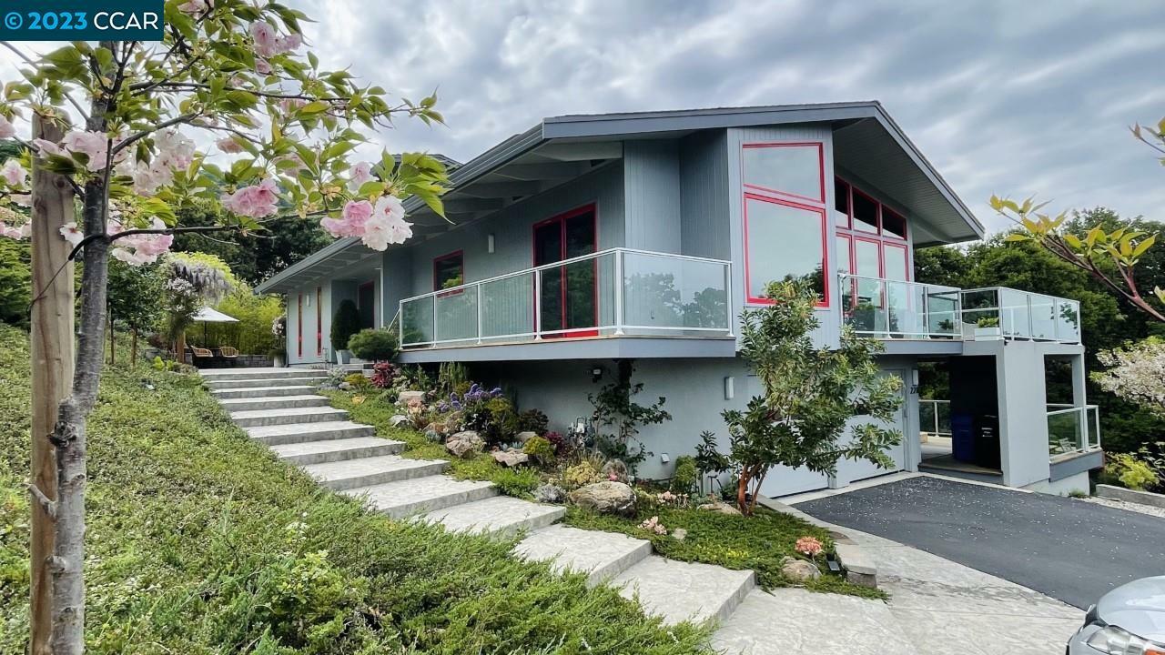 Property Photo: 228 Kuss Rd CA 94526