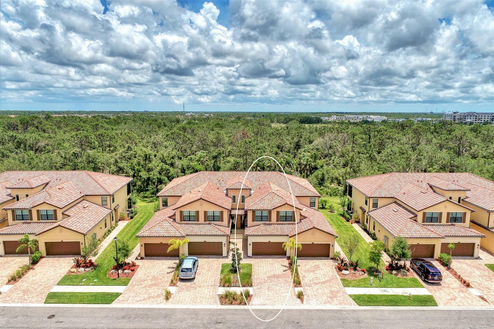 Property Photo: 12480 Ghiberti Circle 202 FL 34293