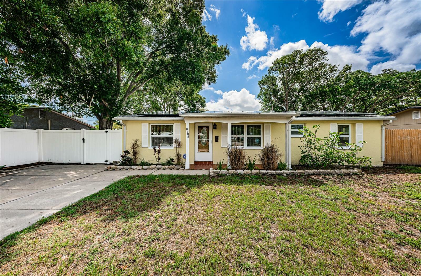 Property Photo:  8405 68th Way N  FL 33781 