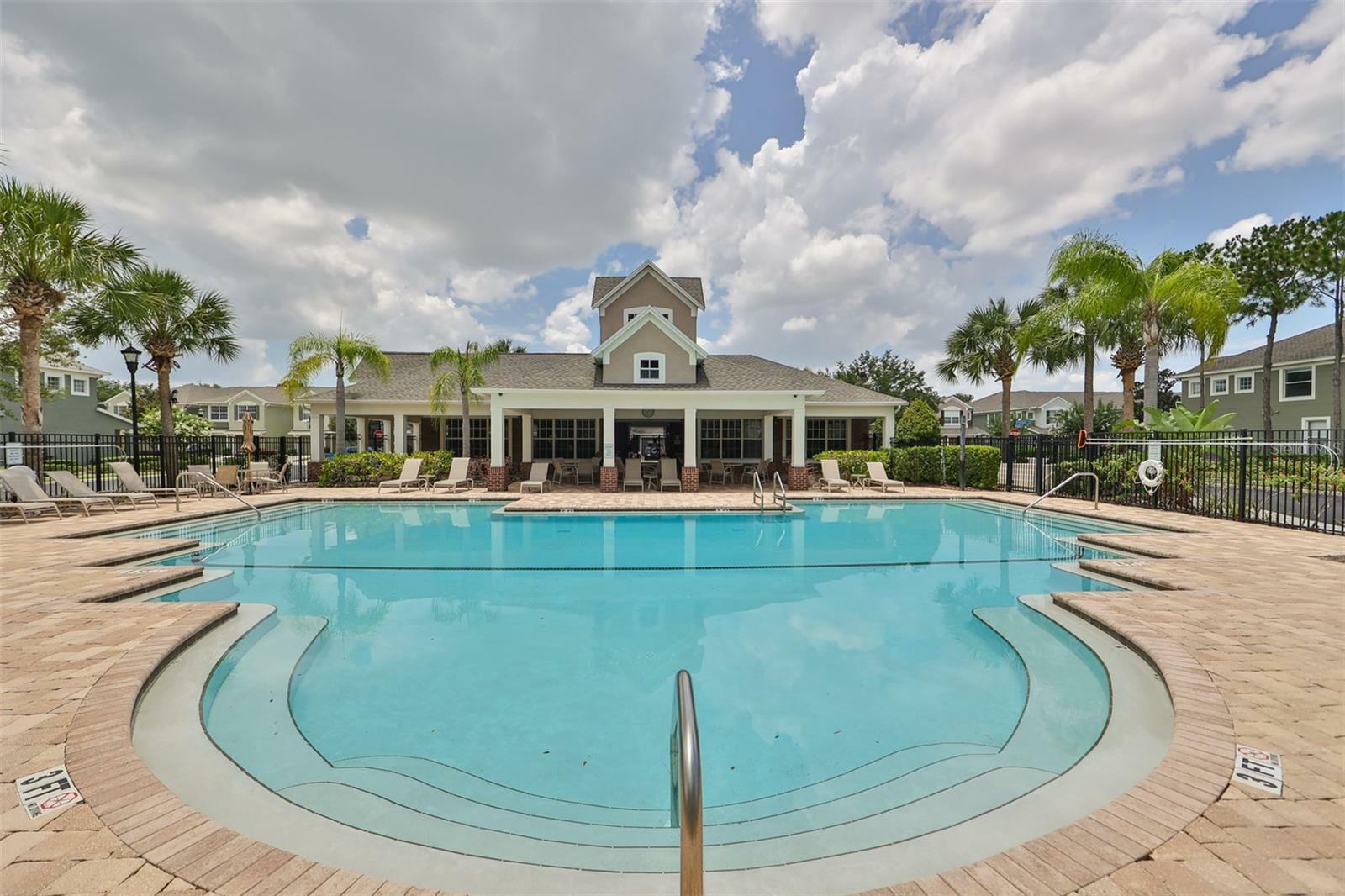 Property Photo:  2220 Kings Palace Drive  FL 33578 