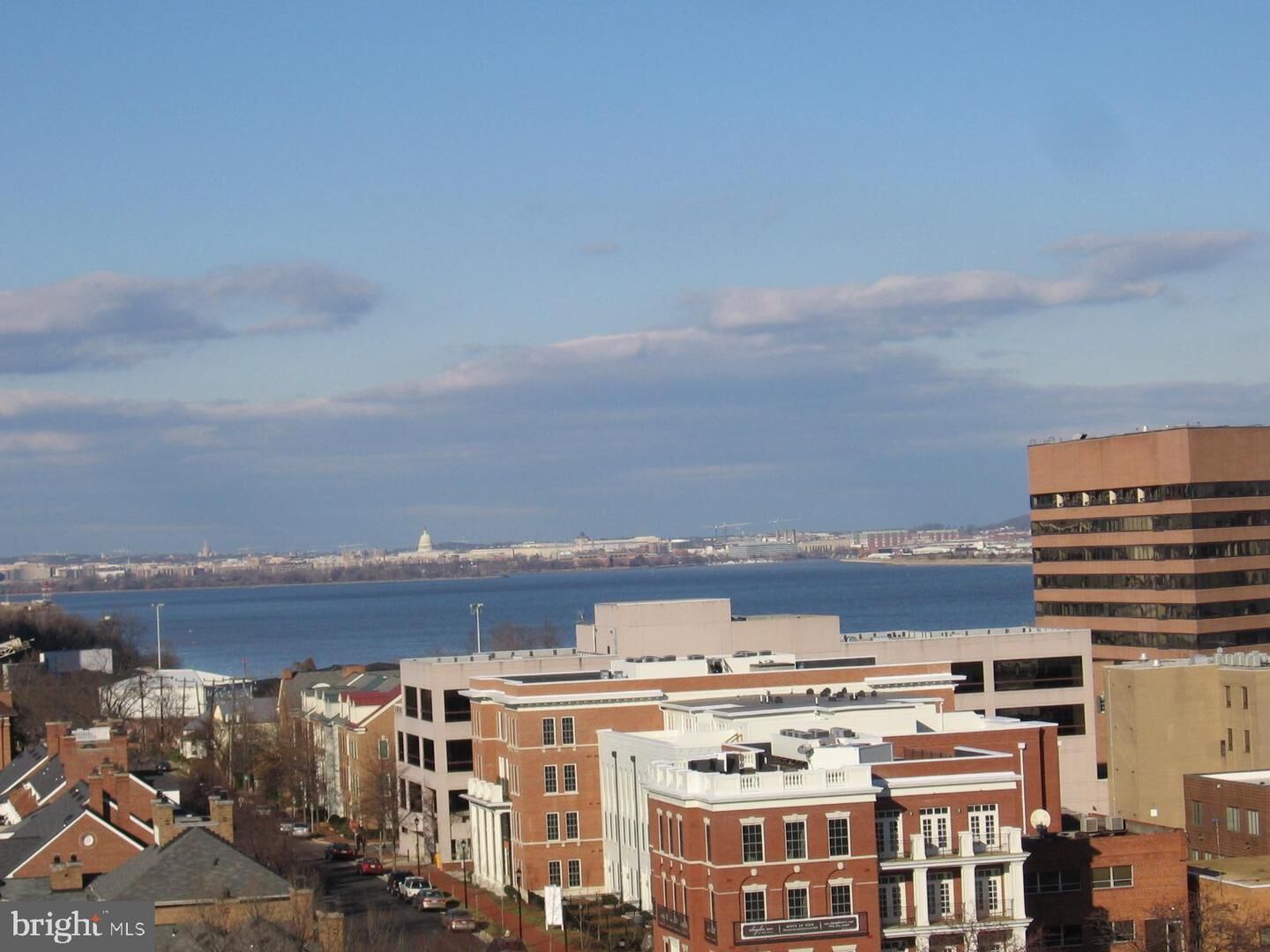 Property Photo:  801 Pitt Street N 1204  VA 22314