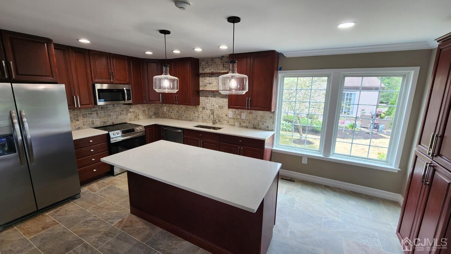 Property Photo:  11 Cottingham Drive  NJ 08831 