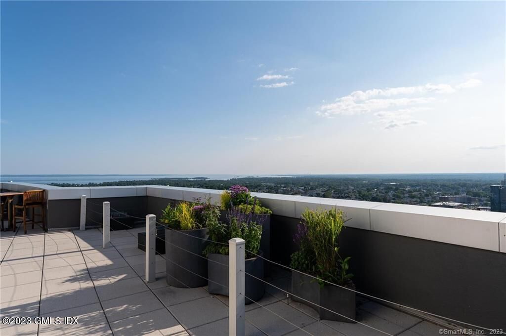 Property Photo:  1 Broad Street 19A  CT 06901 
