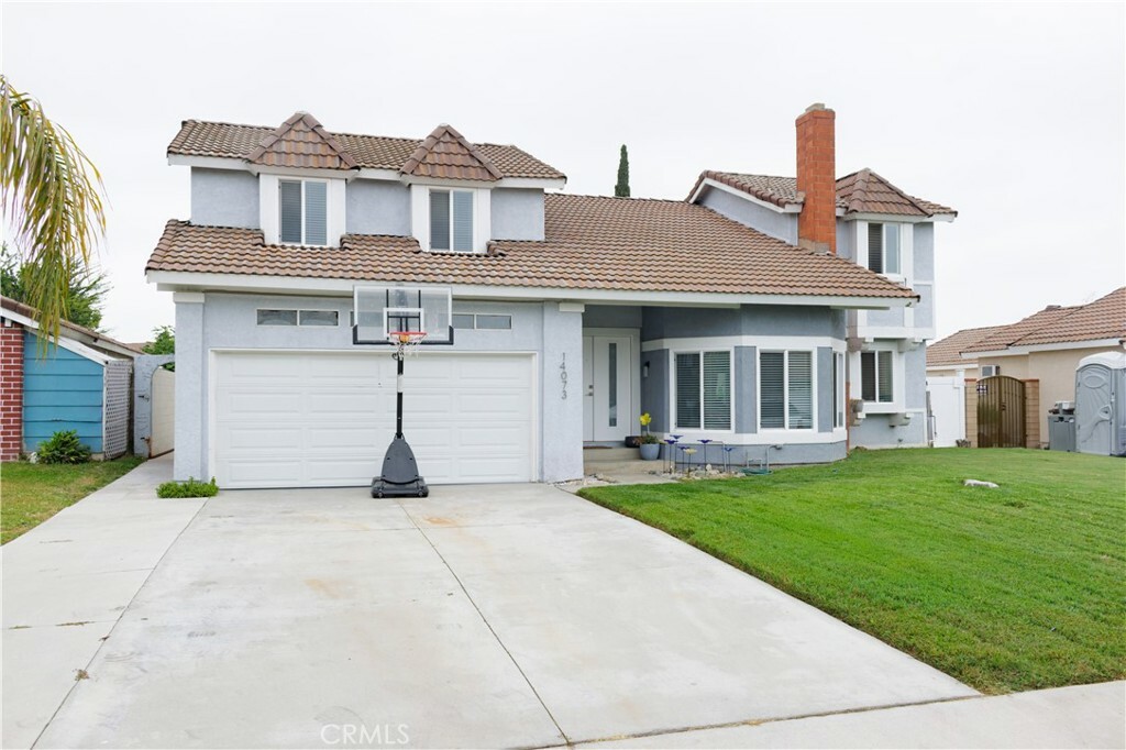 Property Photo:  14073 Parkwood Drive  CA 92337 