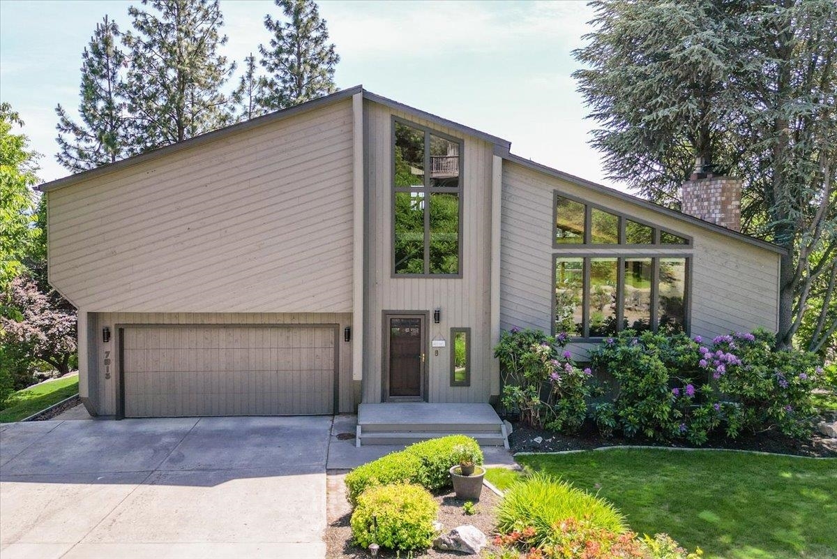 Property Photo:  7815 E Columbia Dr  WA 99212 