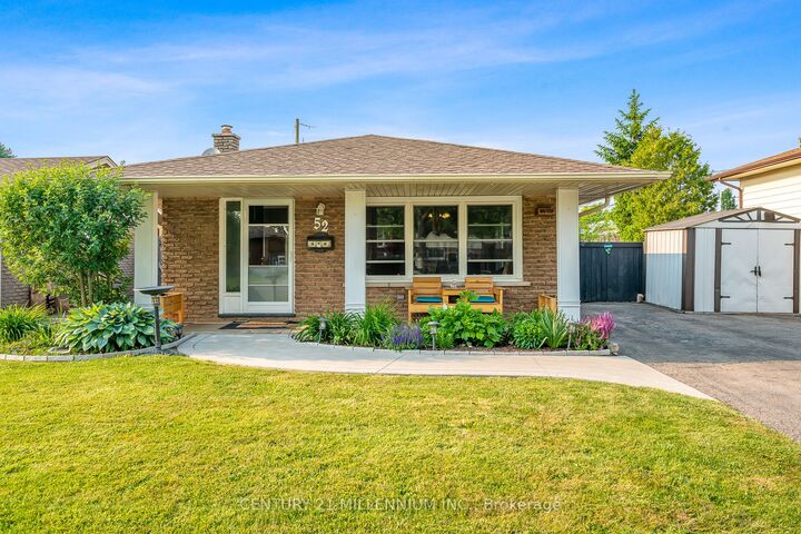 Property Photo: 52 Woodgate Dr ON L3C 3H6