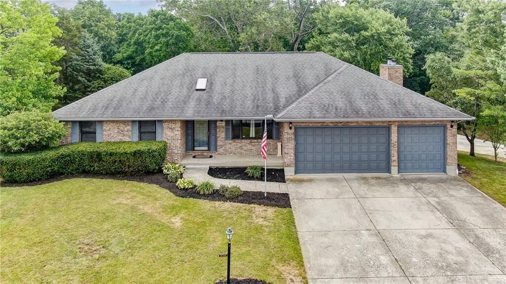 Property Photo: 1837 Ashley Drive OH 45342