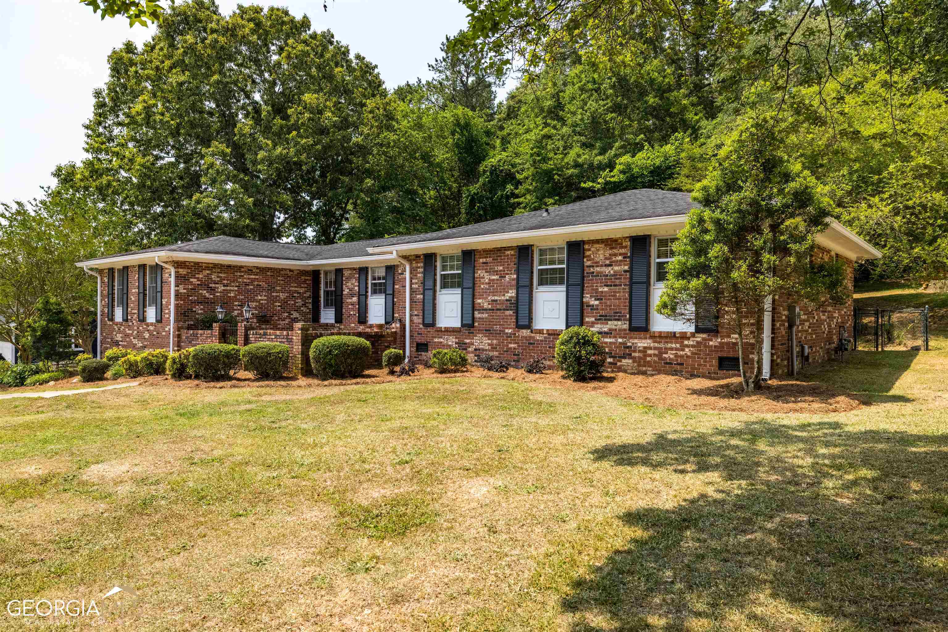 Property Photo: 44 Lakeview Drive SE GA 30147