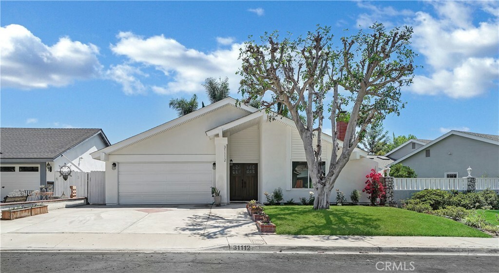 Property Photo:  31112 Calle Del Campo  CA 92675 