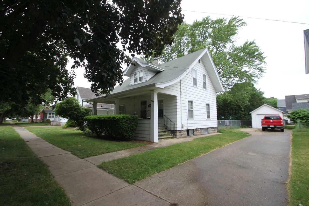 Property Photo:  909 Merrill Street  WI 53511 