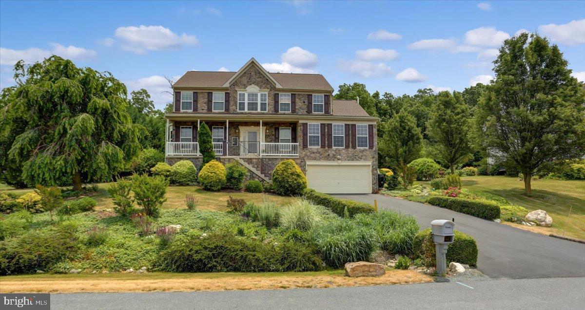 14114 Red Victoria Court  Waynesboro PA 17268 photo