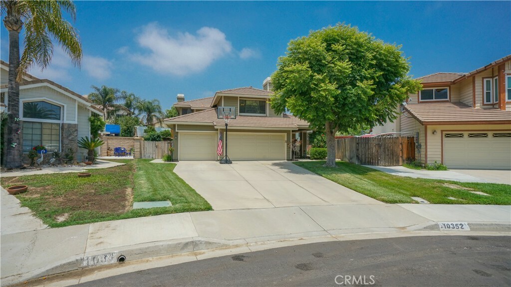 Property Photo:  10352 River Run Circle  CA 92557 