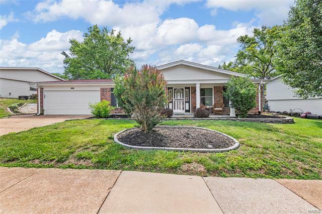 5560 Brookton Way  Mehlville MO 63128 photo
