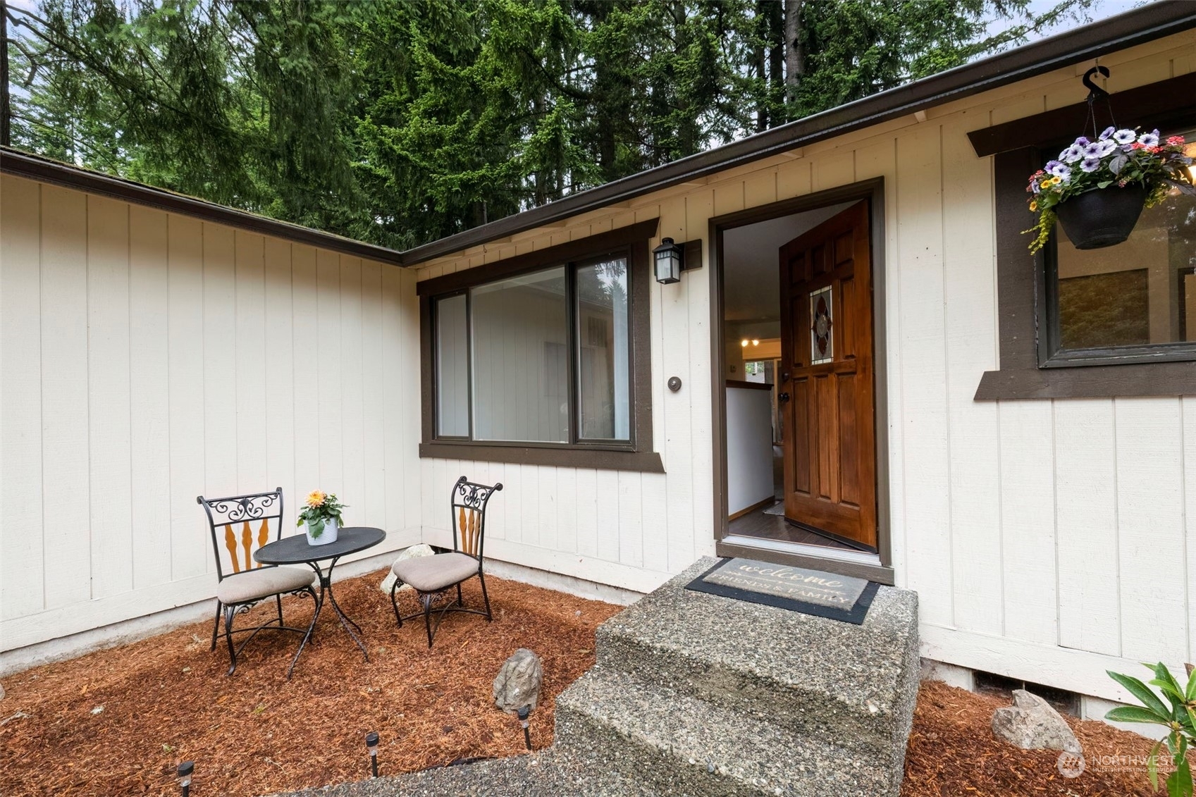 Property Photo:  3217 SE Devonshire Place  WA 98366 