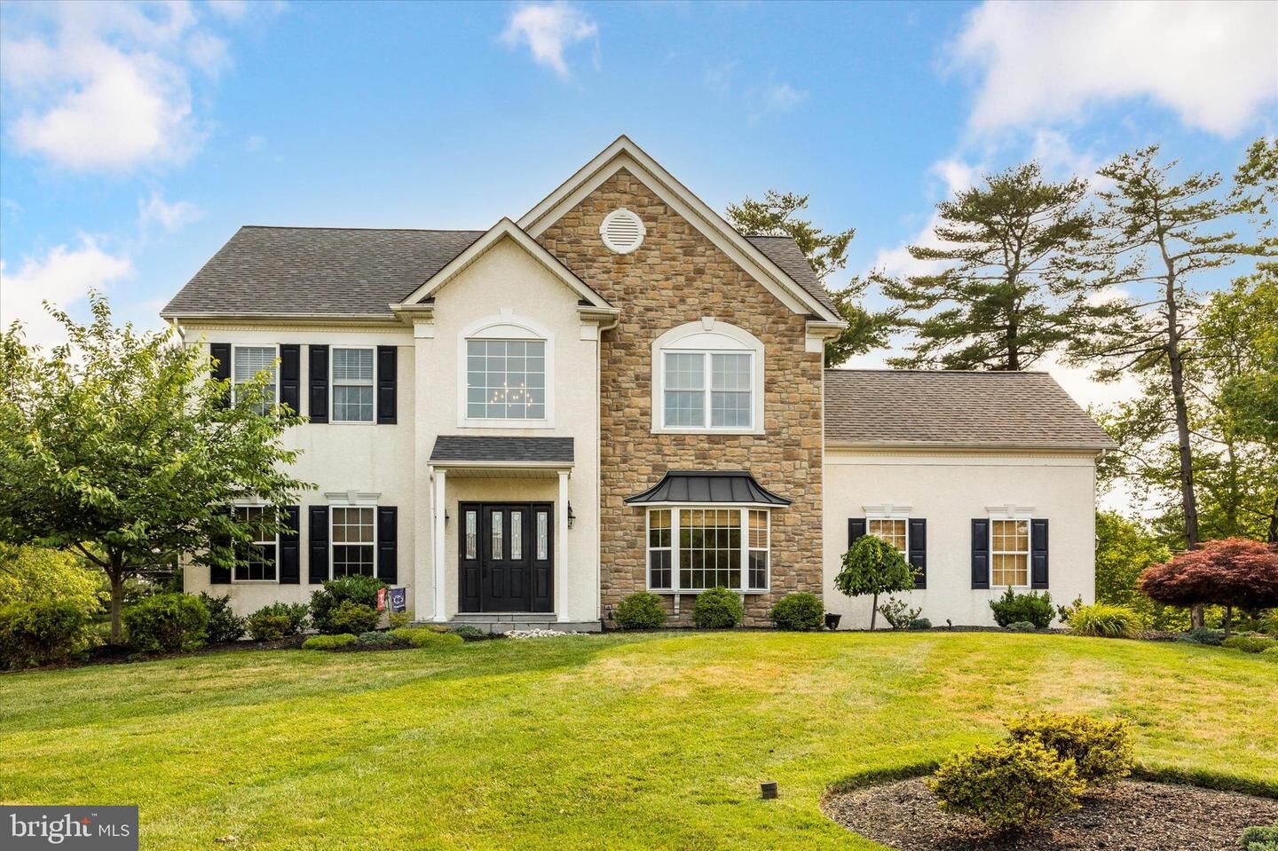 Property Photo:  1009 Linden Way  PA 18914
