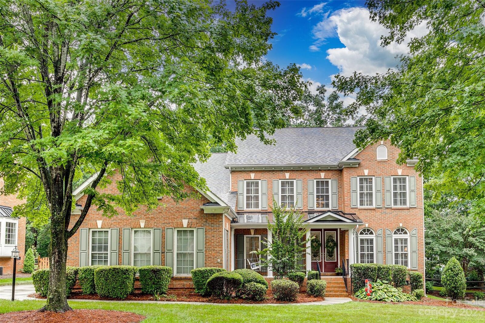 Property Photo:  10129 Hazelview Drive  NC 28277 