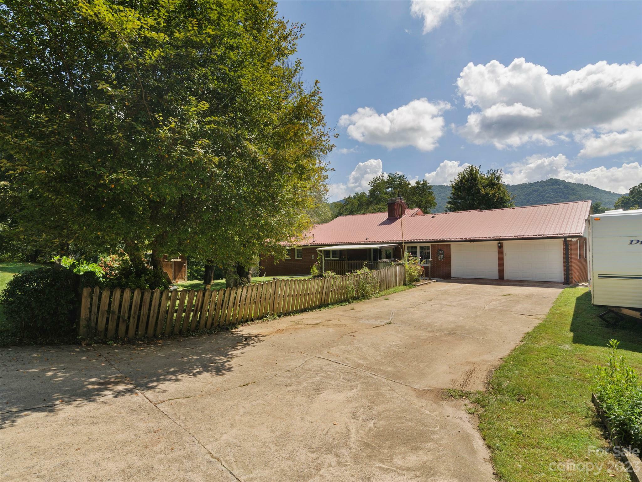 Property Photo:  450 Chambers Road  NC 28786 