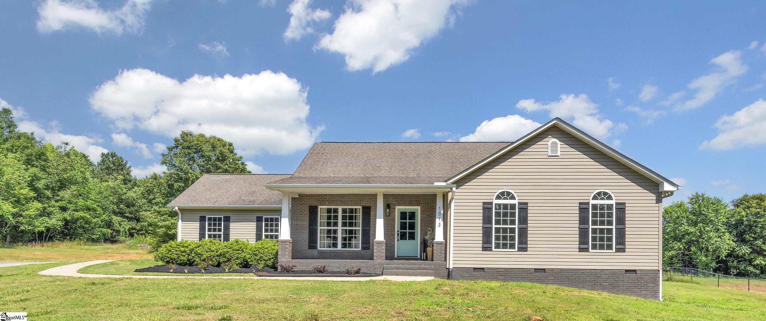 Property Photo:  1013 Pearson Road  SC 29388 