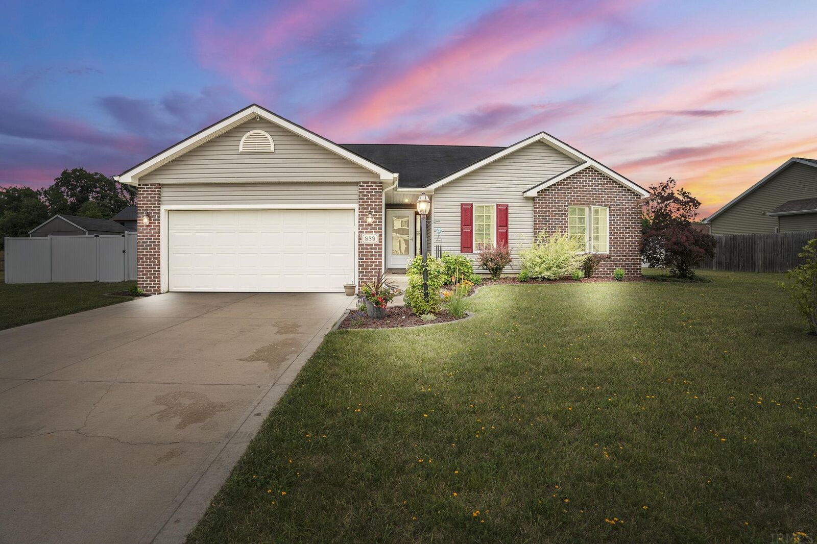 Property Photo: 888 E Deer Path Road IN 46725