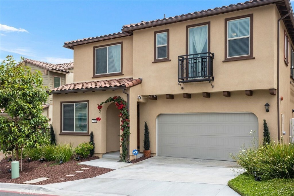 Property Photo: 1581 Wildgrove Way CA 92081