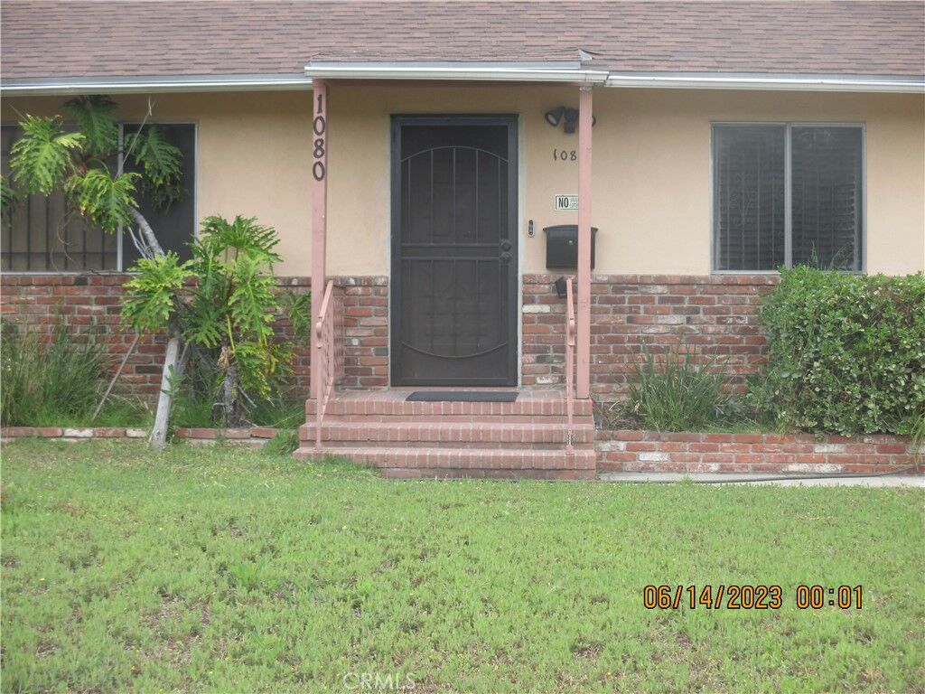 Property Photo:  1080 N El Molino Avenue  CA 91104 