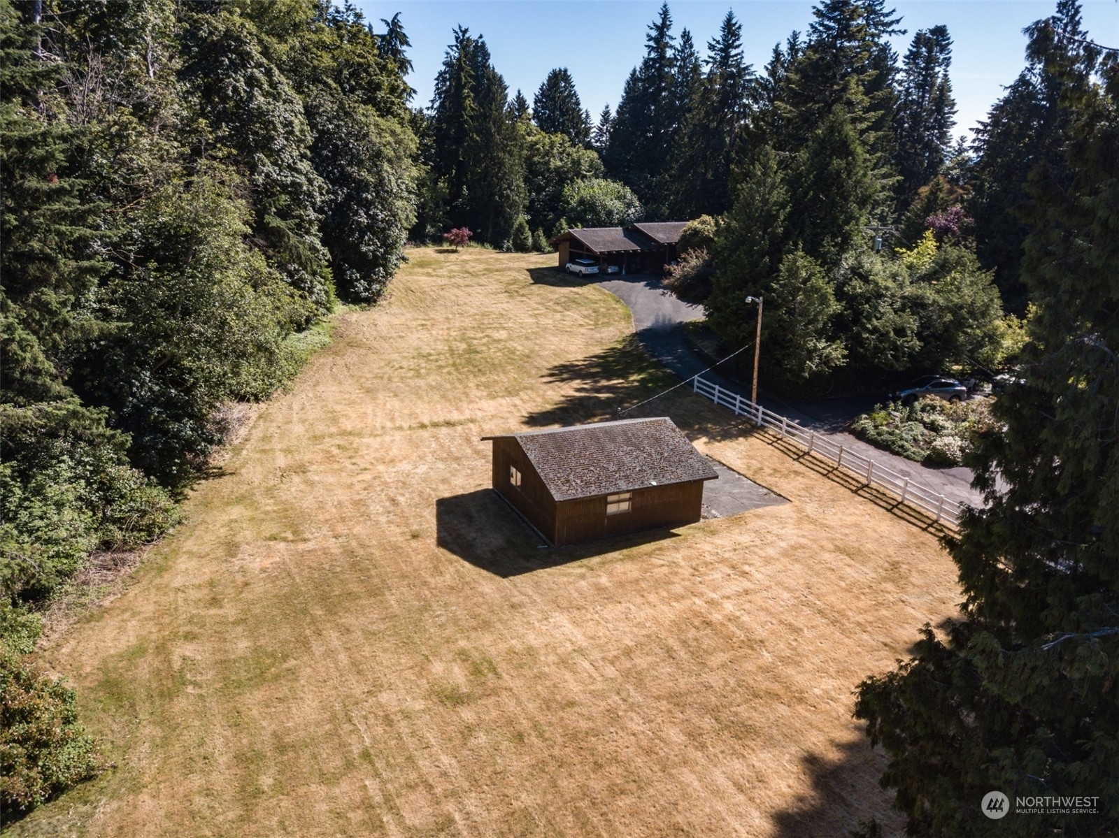 Property Photo:  18500 High Street  WA 98020 