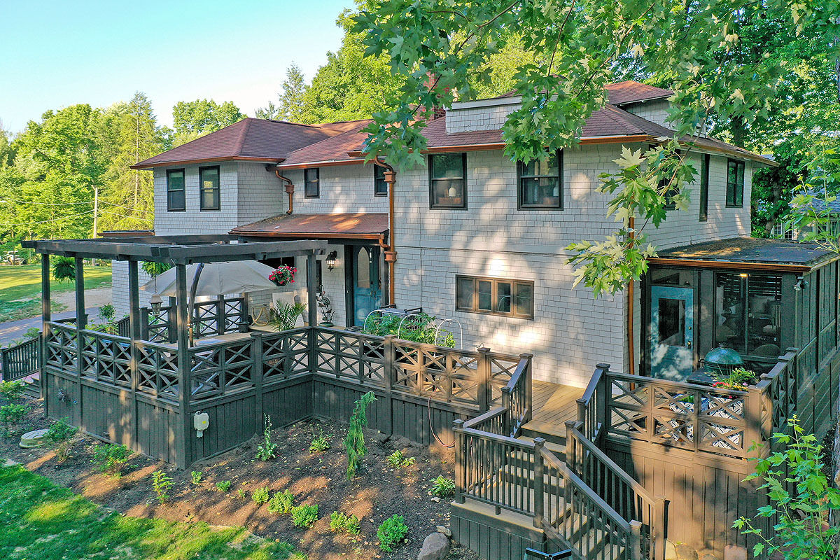 Property Photo:  2140 E 75th Street  IN 46240 