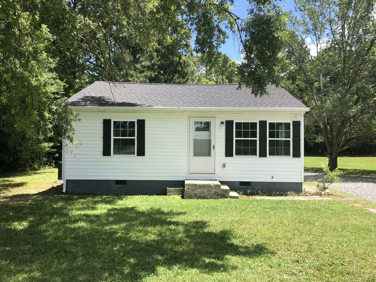 Property Photo: 1110 N Washington St TN 37388