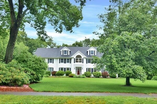 Property Photo: 10 Stone Row Ln MA 01833