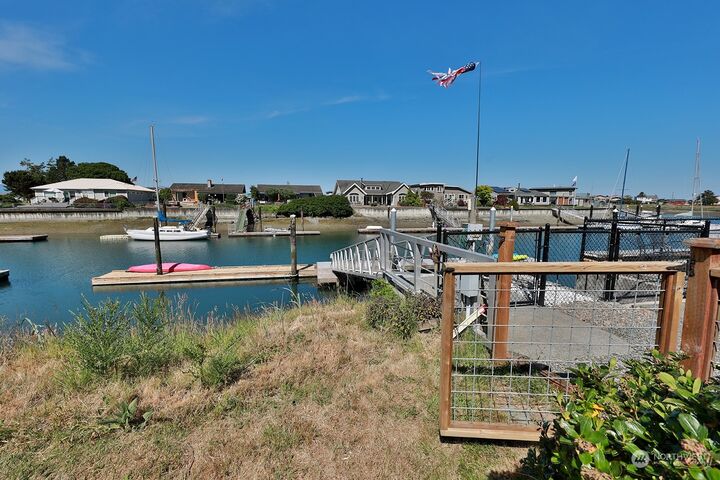 Property Photo:  3654  Shorewood Avenue  WA 98253 