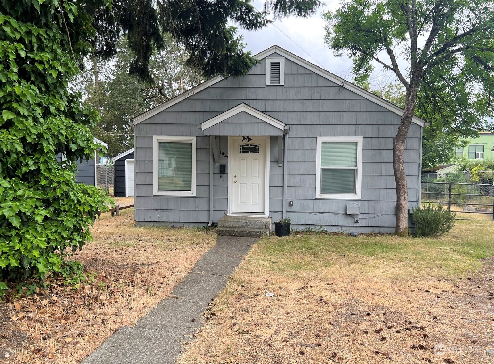 2 bed Lakewood home for sale 8816 34th Avenue S, Lakewood, WA 98499