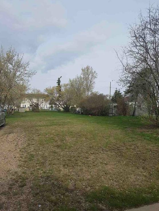 Property Photo:  5514 48A Street  AB T9C 1G4 