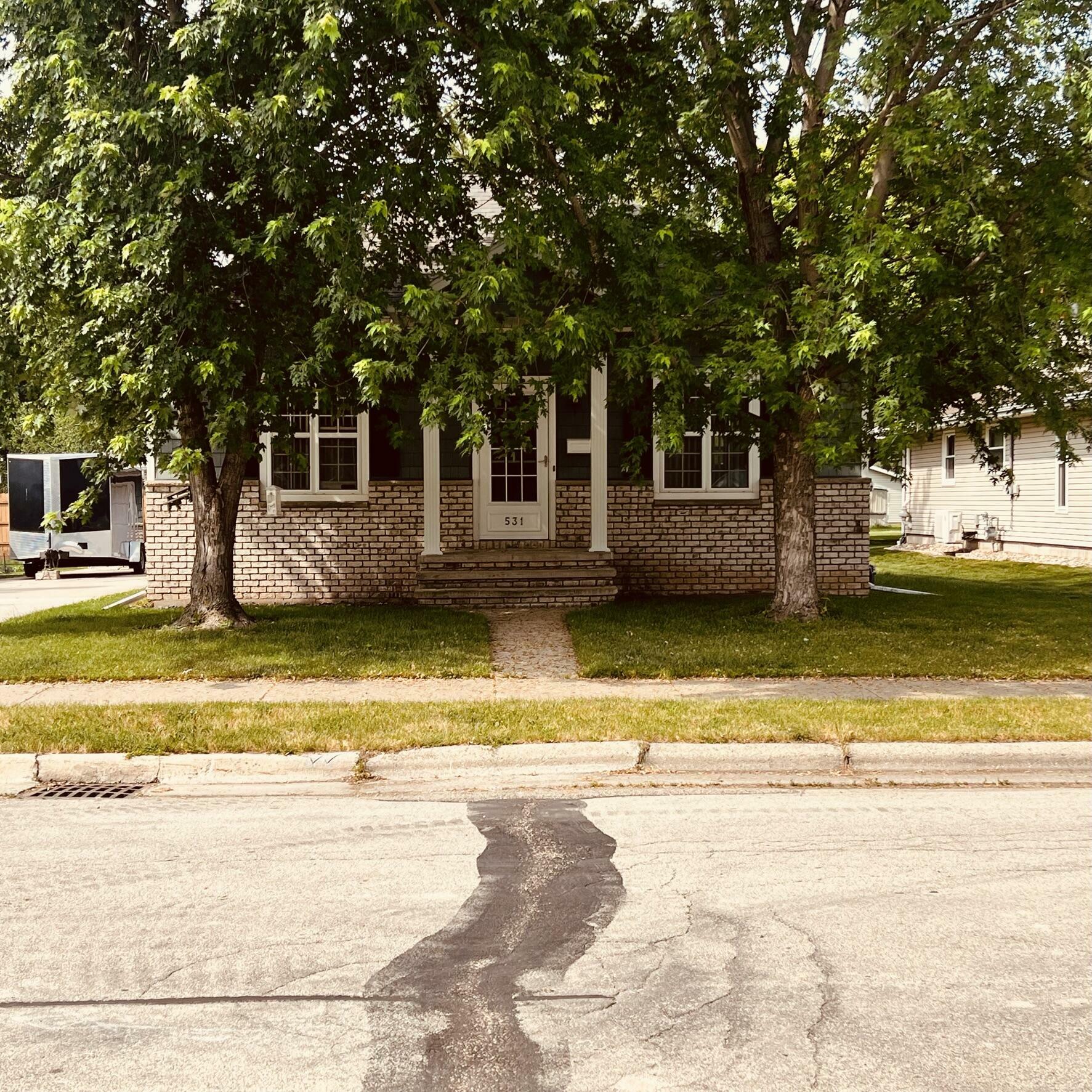 Property Photo:  531 Robbins St  WI 54165 