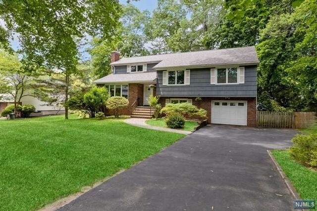 7 Palisade Boulevard  Demarest NJ 07627 photo