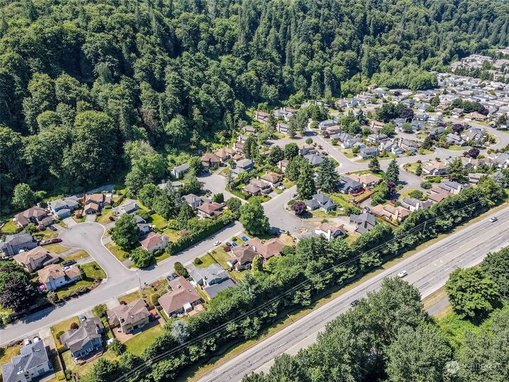 Property Photo:  15611  159th Avenue SE  WA 98058 