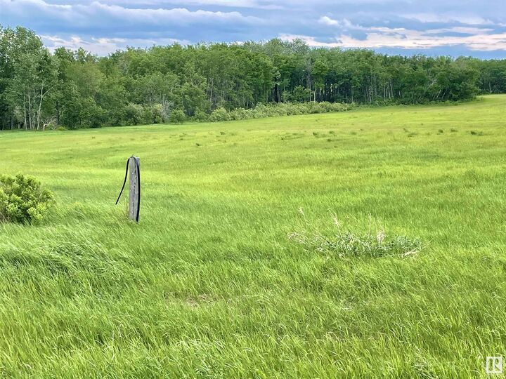 41512 Township Road 624 — photo 1