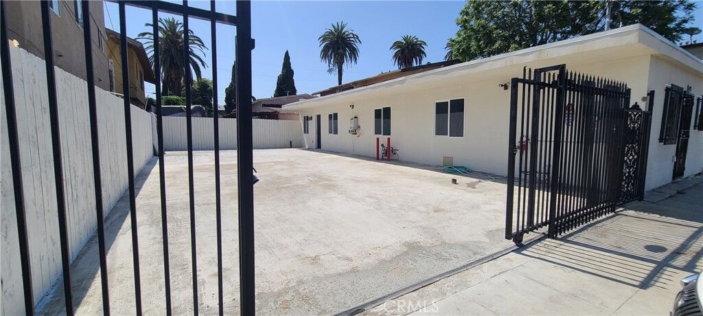 Property Photo:  4601 S Hoover Street  CA 90037 