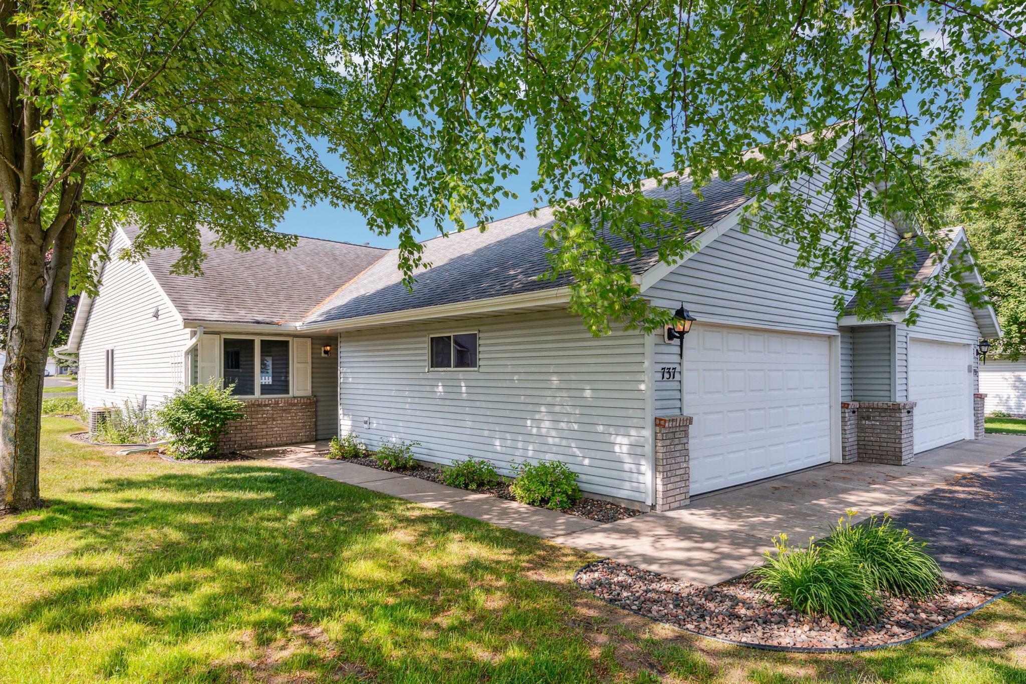 Property Photo:  737 Nevada Street  WI 54024 