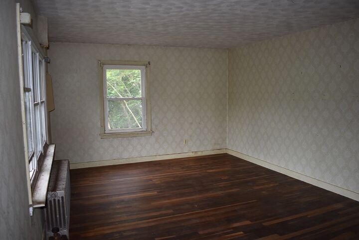 Property Photo:  3 South Street Ext.  MA 01611 