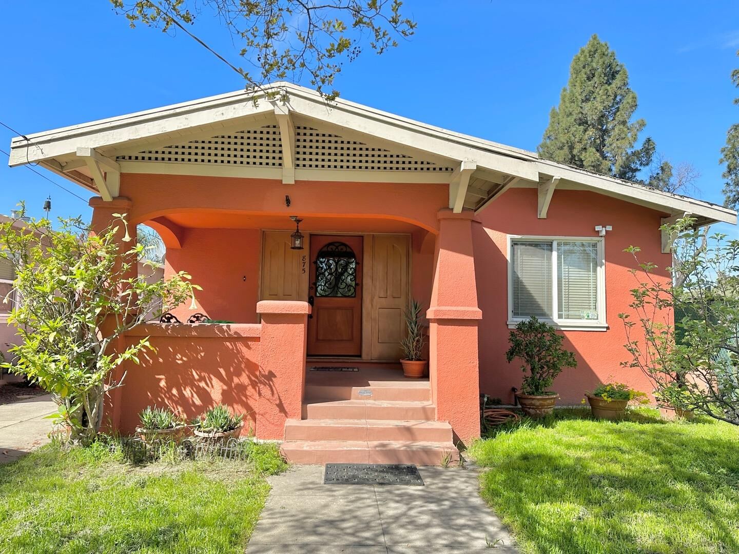 Property Photo: 875 South 12th Street CA 95112